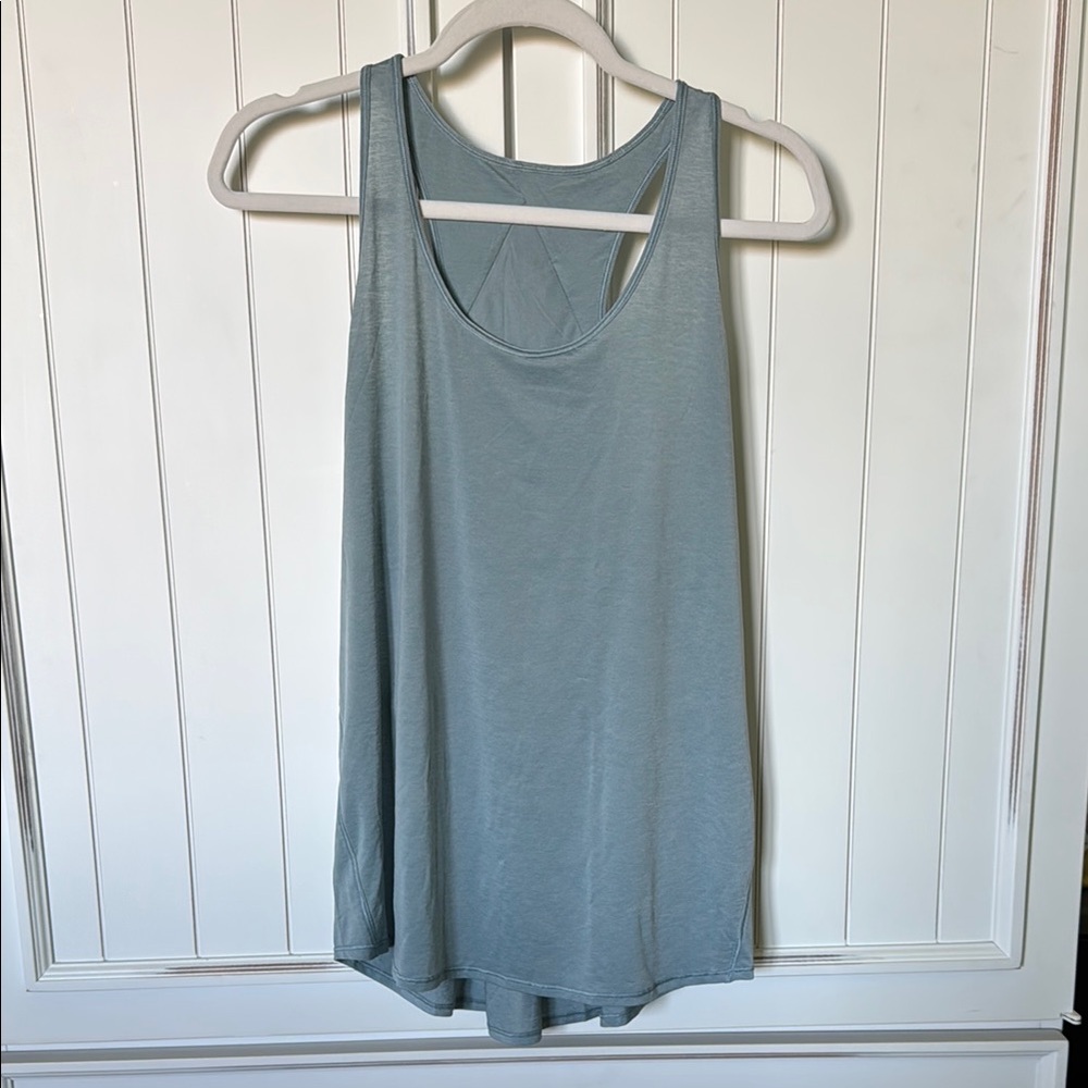 Lululemon Athletica Essential Tank Top - Pleated - Sz 10